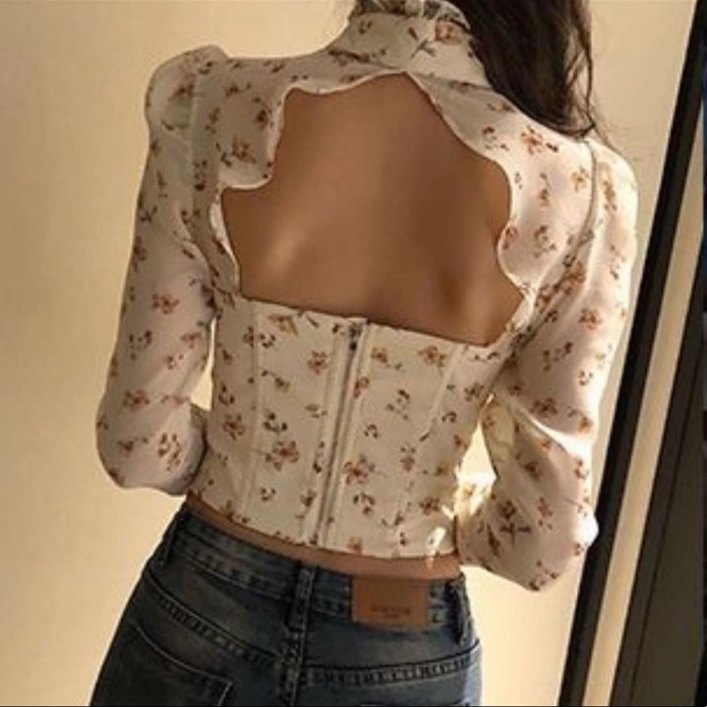 Top - Picture 2 of 2